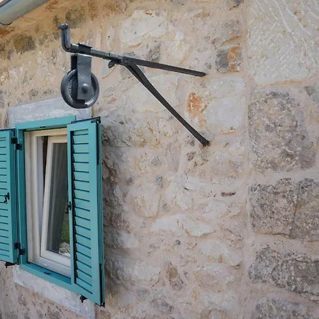 Na Kamenu Holiday home