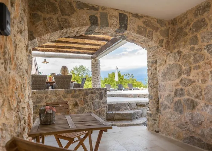 Na Kamenu Ferienhaus Dobrinj